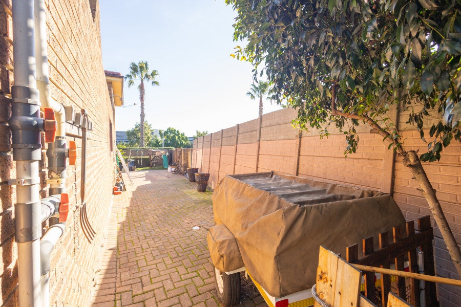3 Bedroom Property for Sale in D